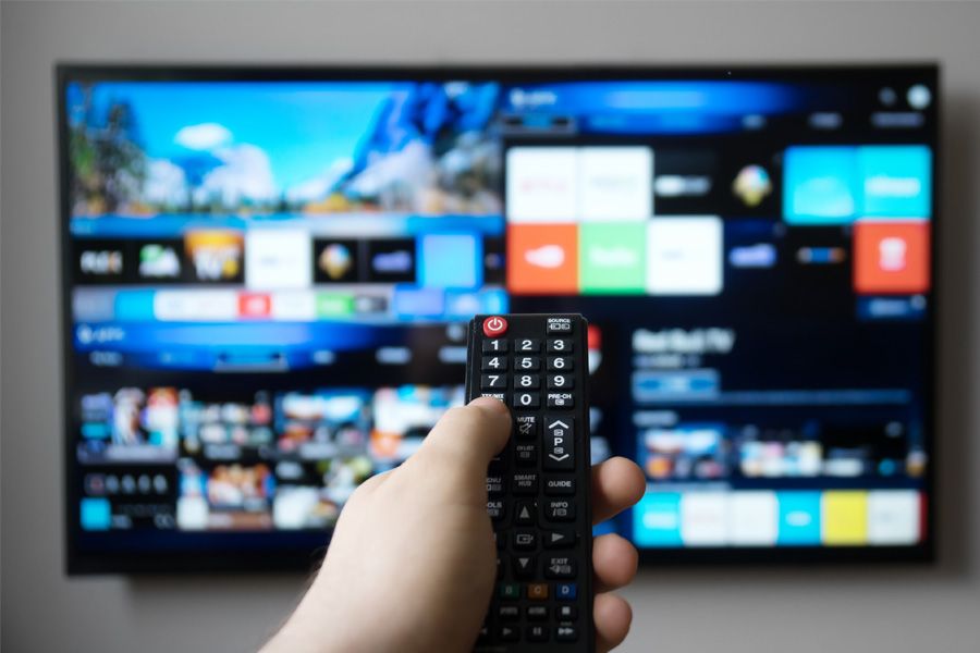 What is a smart TV?